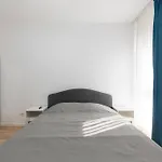 Apartmán Ines - Modern 2br With Garden Views Bukurešť