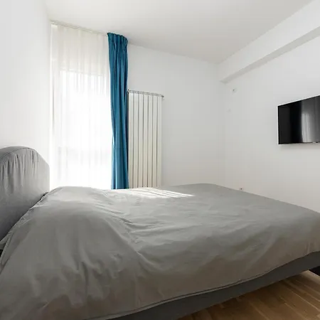 Daire Ines - Modern 2br With Garden Views