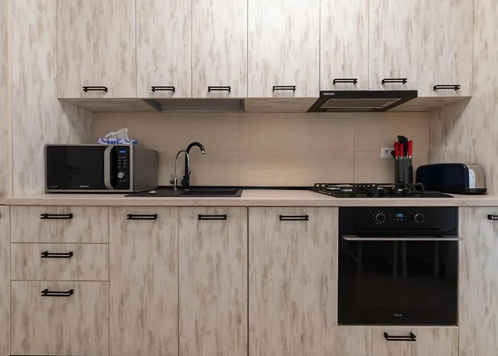 Ines - Modern 2br With Garden Views *