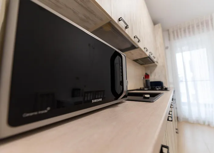 Apartment Ines - Modern 2br With Garden Views