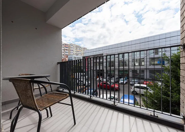 Апартаменти Ines - Modern 2br With Garden Views *